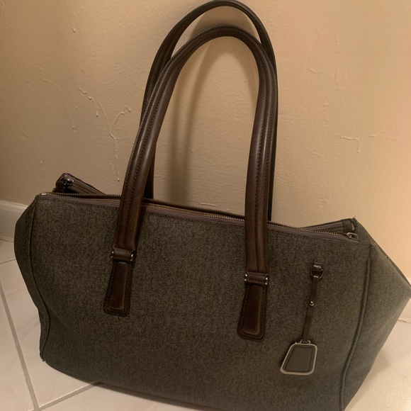 Tumi Handbags - TUMI Ana Large Double Zip Carry-all Bag